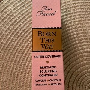 Too Faced- Born This Way concealer